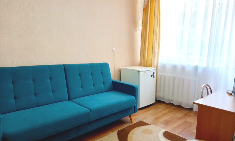 Одноместный двухкомнатный номер "Кинг Сайз" (2 корпус)